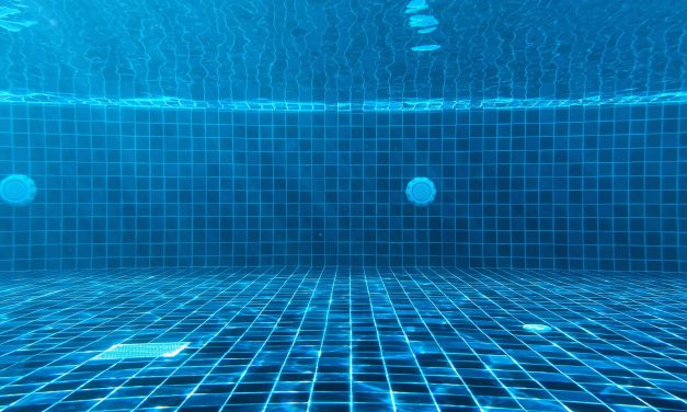 Que mettre sous une piscine hors sol acier ?