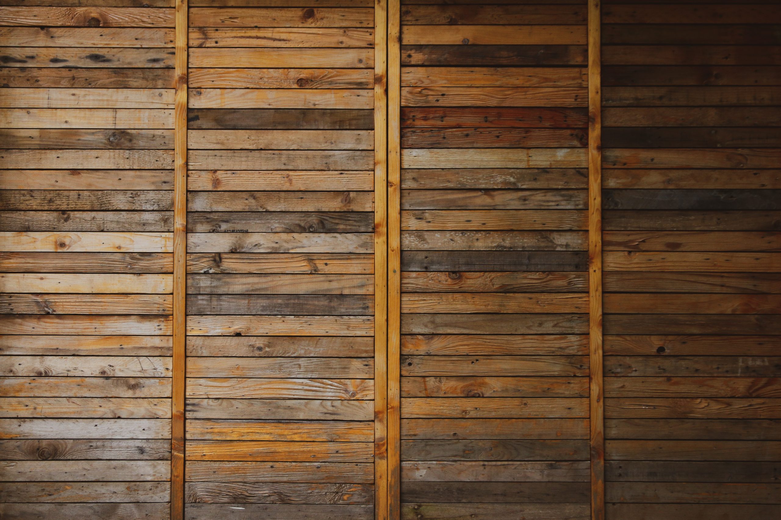 Comment faire une cloison en bois ? - SAUVONS NOS ENTREPRISES