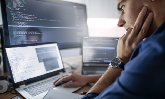Lancez votre carrière : les étapes clés pour devenir développeur web