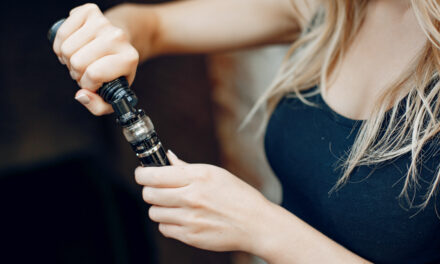 Fabricant d’e-liquides et de vapoteuses : comprendre les enjeux d’un marché en pleine structuration